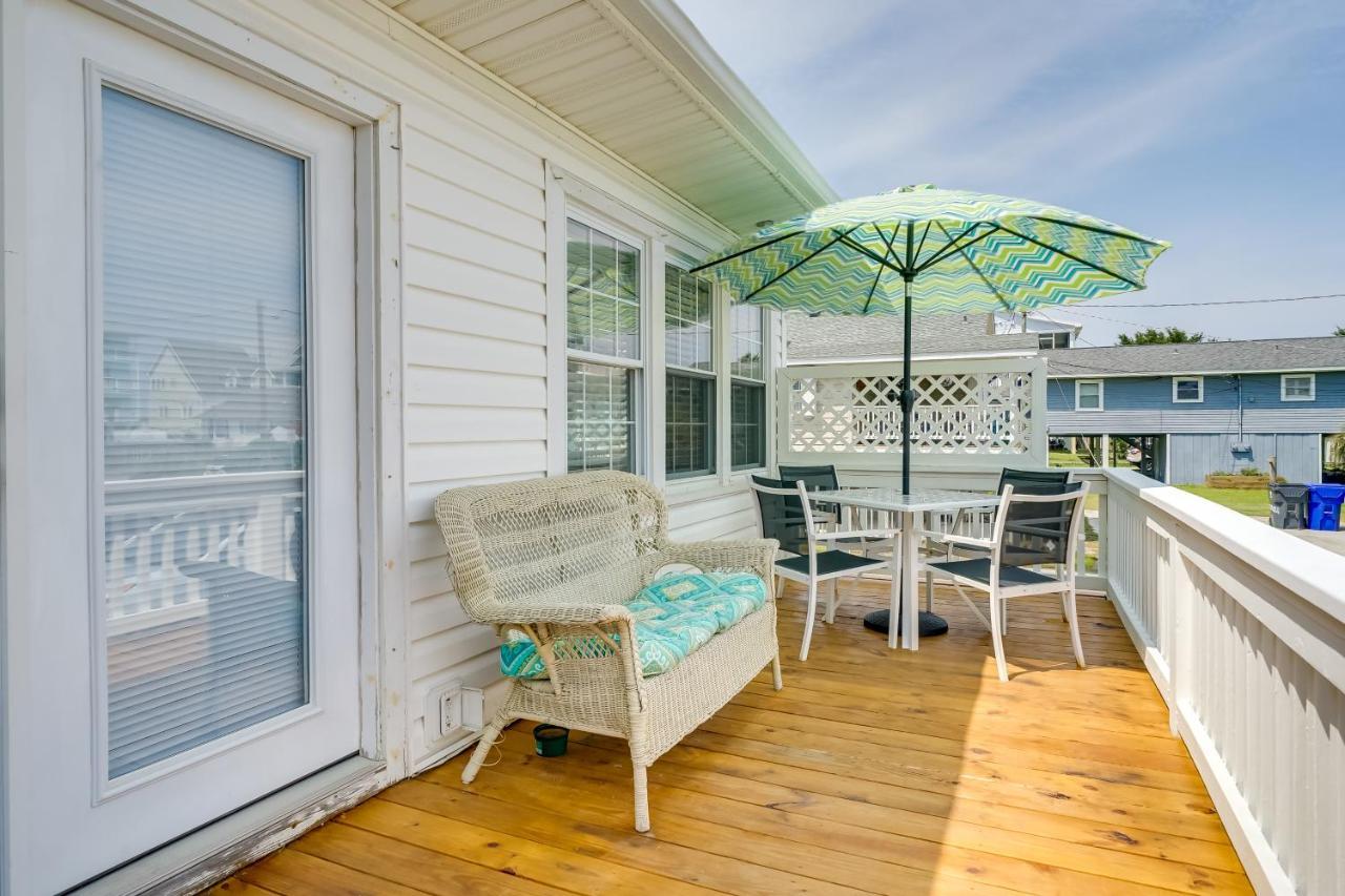 Carolina Beach Home With Private Deck Walk To Shore Exterior foto